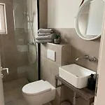 Casa Estella 아파트